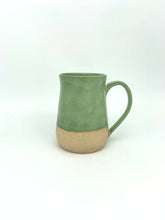 Load image into Gallery viewer, Tulip Mom Mug K (green)
