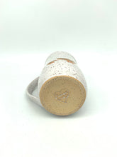 Load image into Gallery viewer, Mallard Duck Mug P (speckled)

