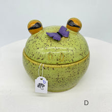 Load image into Gallery viewer, Frog Jars
