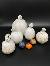 Load image into Gallery viewer, Pumpkins
