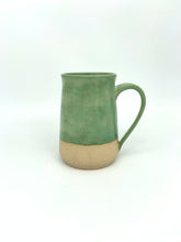 Load image into Gallery viewer, Tulip Mom Mug G (green)

