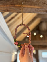 Load image into Gallery viewer, Hummingbird Swing - Pink Flower
