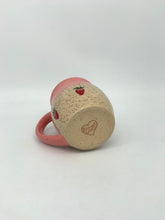 Load image into Gallery viewer, Strawberry Mug H (speckled)
