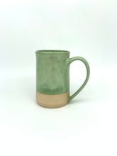 Load image into Gallery viewer, Tulip Mom Mug H (green)
